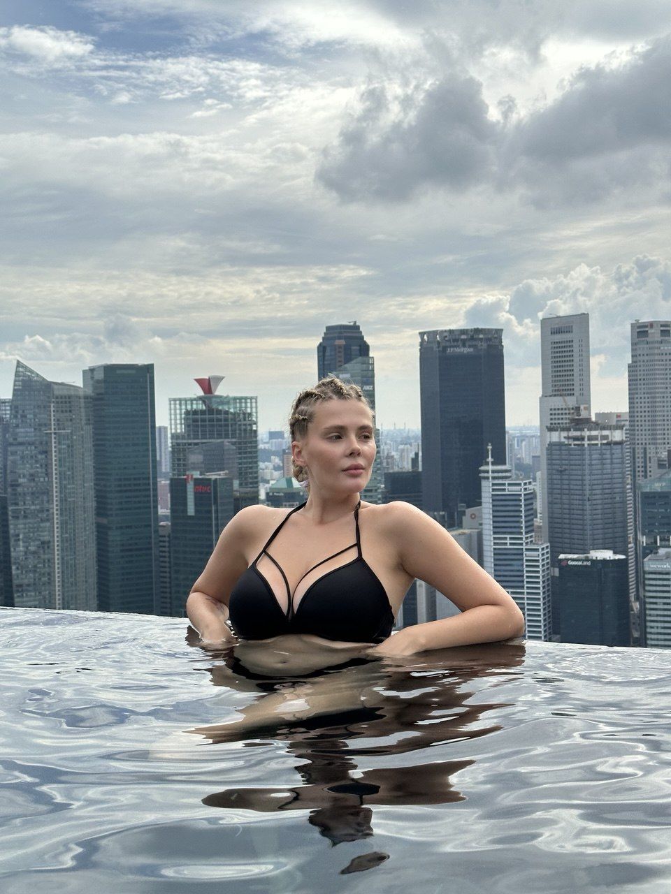 Marina Bay Sands pool — luxury resort photography